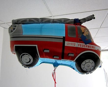 Luftballon Feuerwehrauto