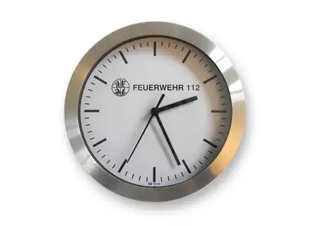 Wanduhr Feuerwehr 112 und Signet 